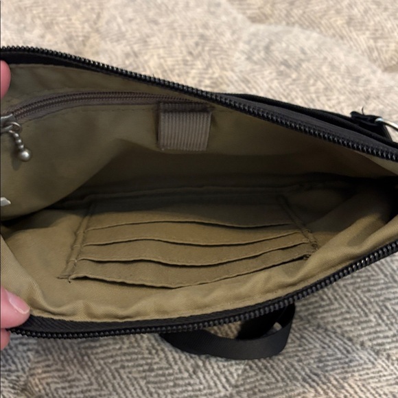 Baggallini crossbody bag - Picture 4 of 6